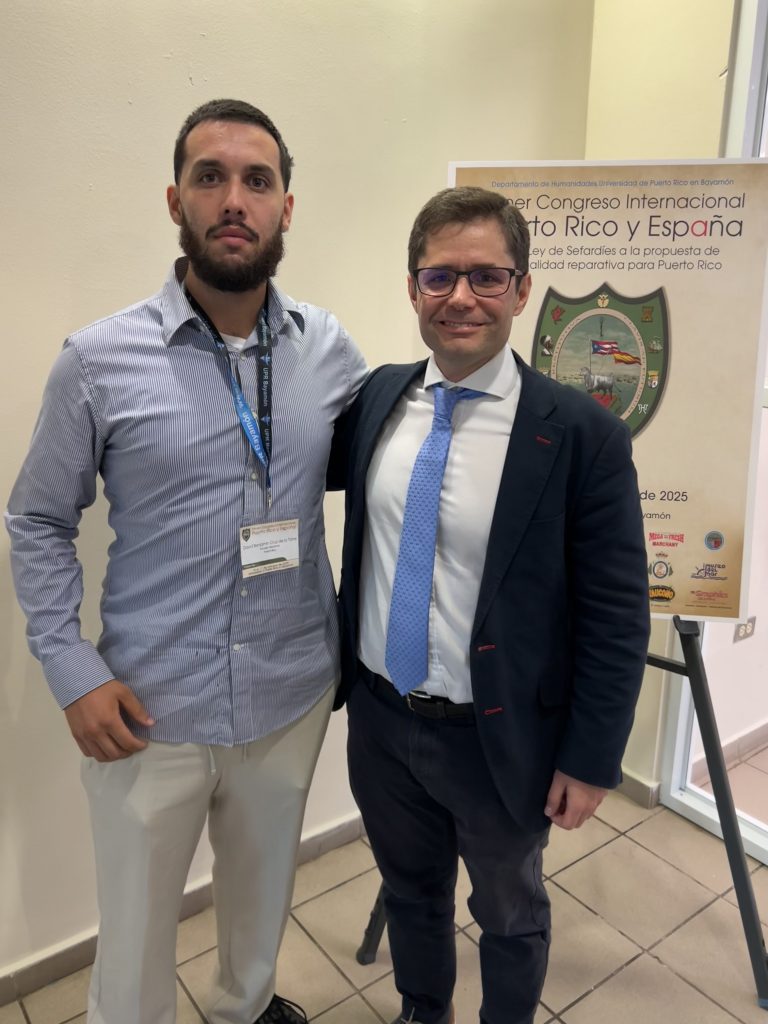 David Cruz de la Torre junto a su profesor Rafael Maldonado de Guevara Delgado de la Universidad Carlos III de Madrid, uno de los Miembros del Comité Organizador del congreso